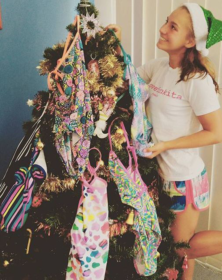Antonia covers tree in Funkita Antonia covers tree in Funkita